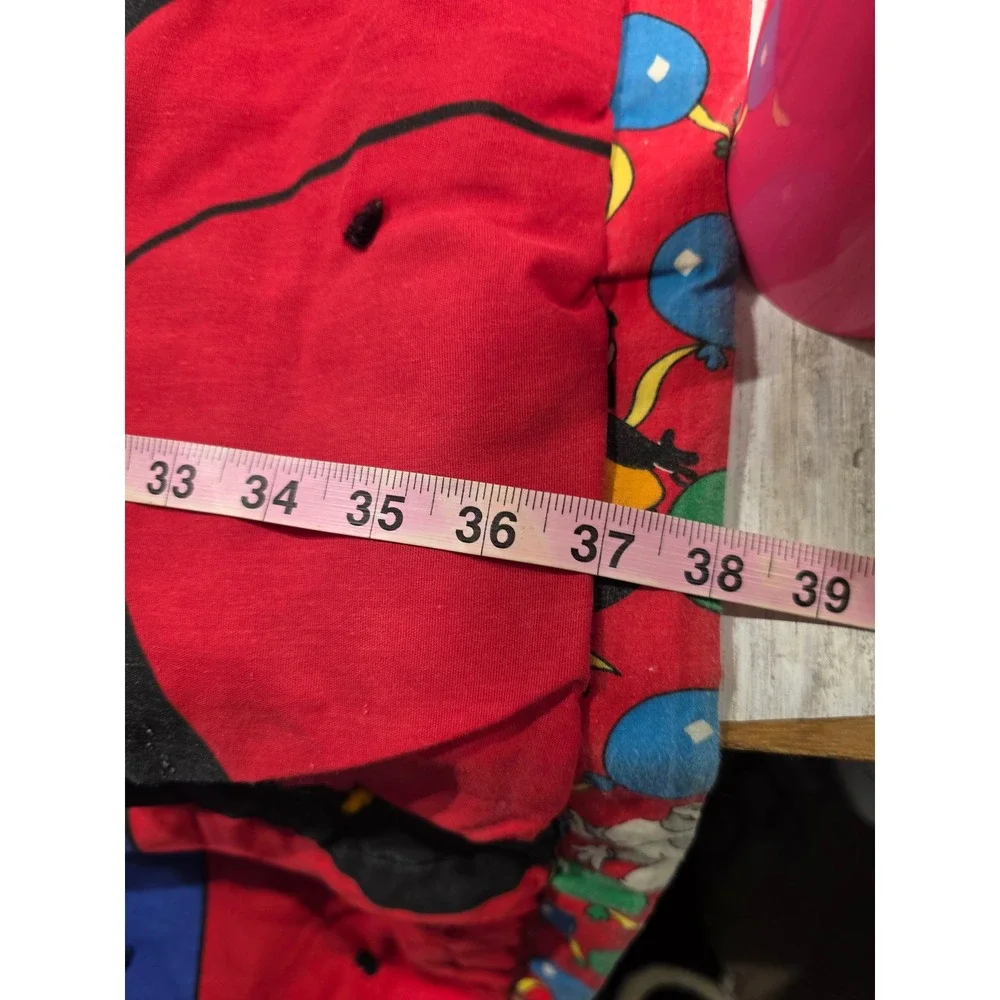 Looney Tunes Characters Red‎ Balloons 38